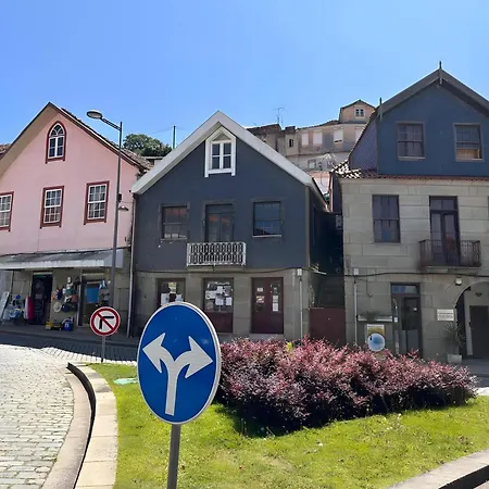 Renovated Historic House T2 Holiday home *