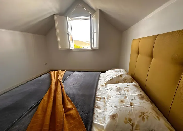 Renovated Historic House T2 *