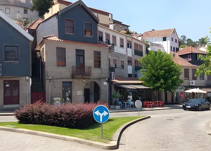 Renovated Historic House T2 *