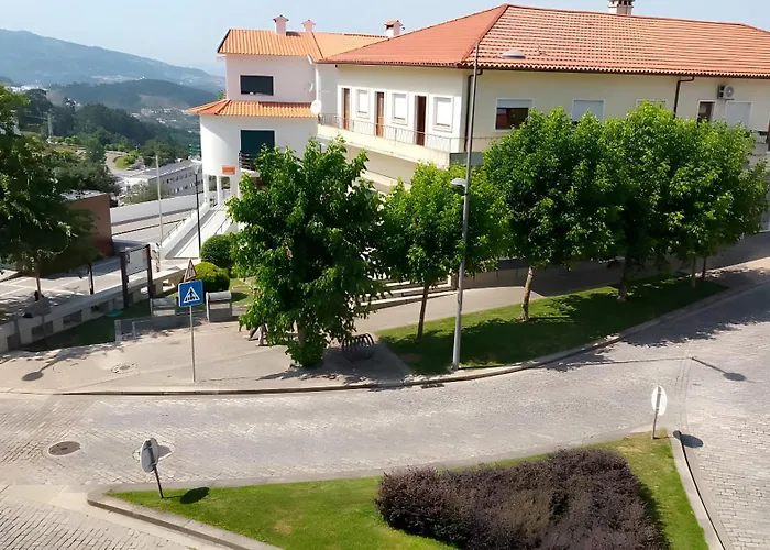 Renovated Historic House T2 Cinfaes